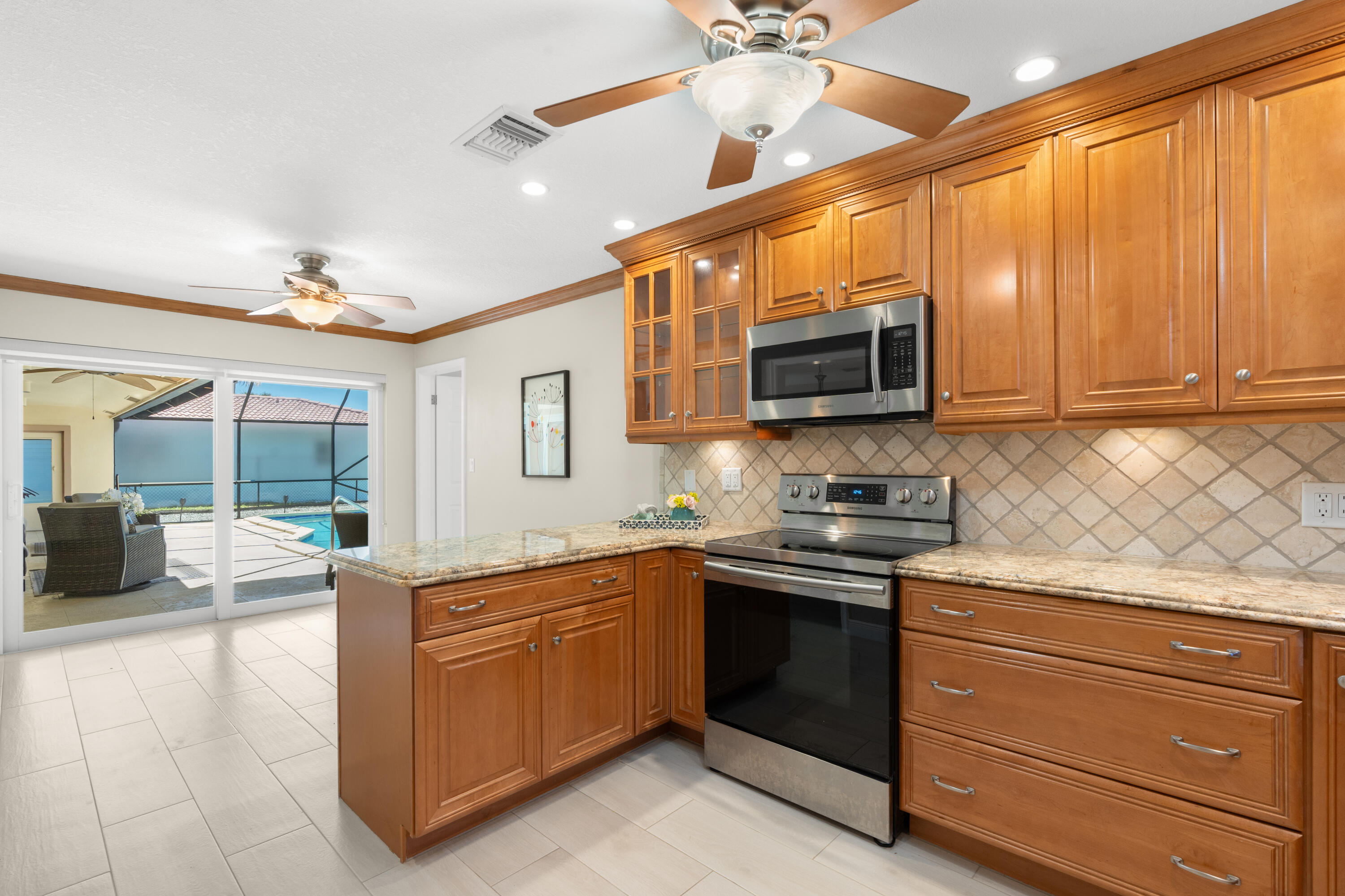 LAKE ESTATES ADD - Residential
