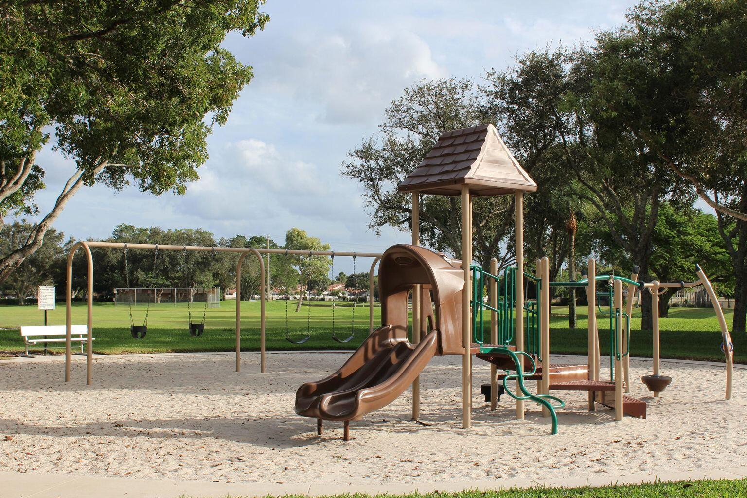 Heritage Village of PB La - Residential Lease