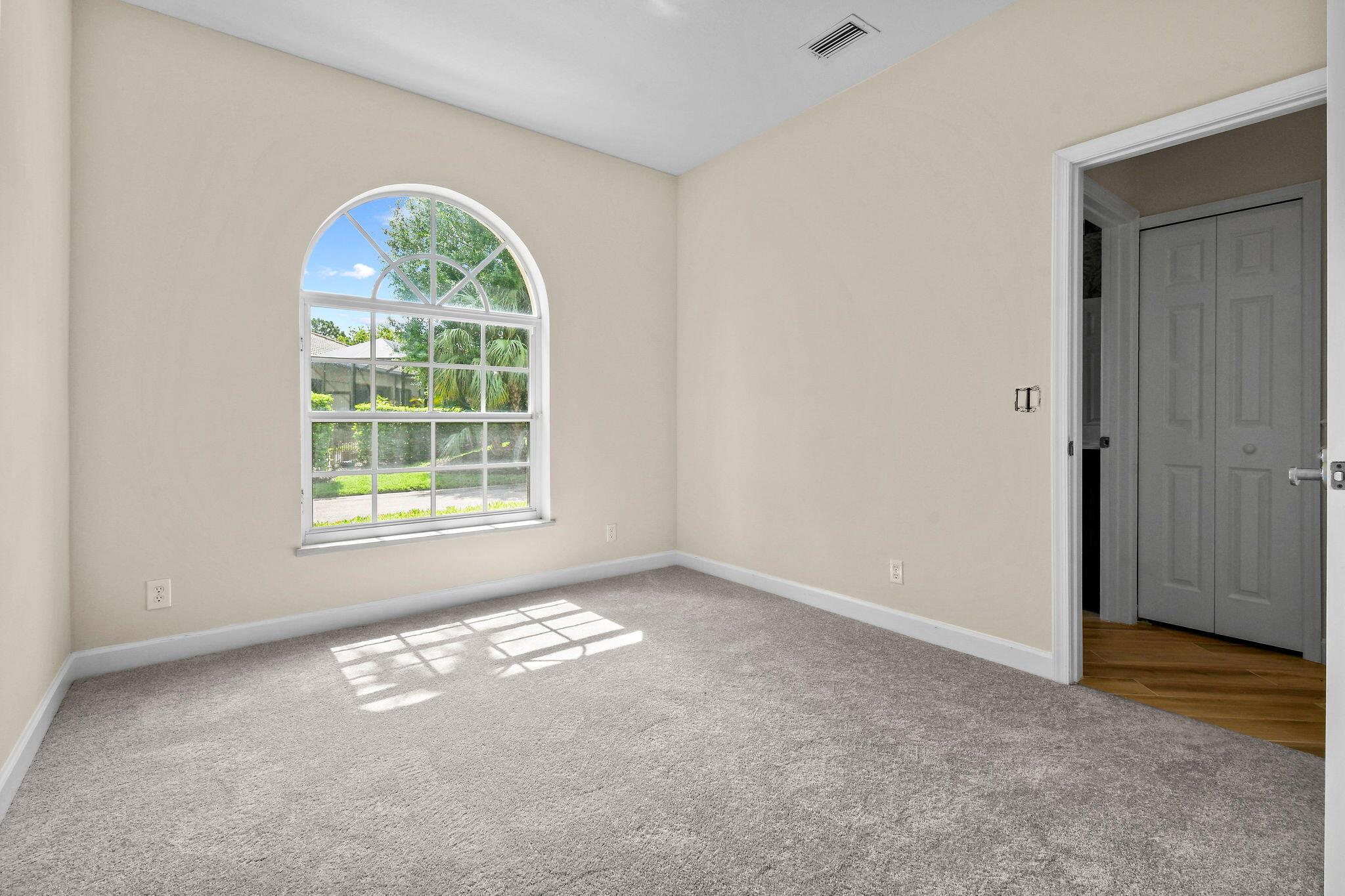 TORREY PINES - Residential