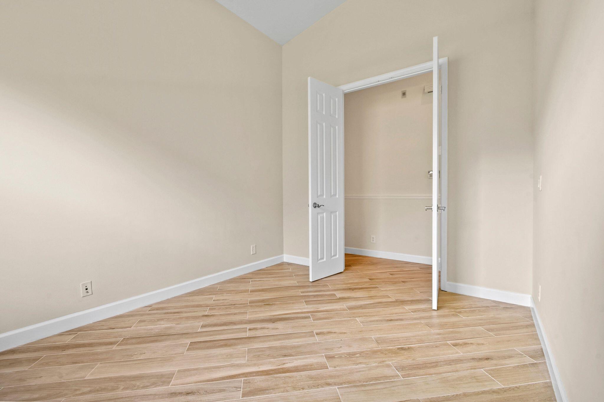 TORREY PINES - Residential