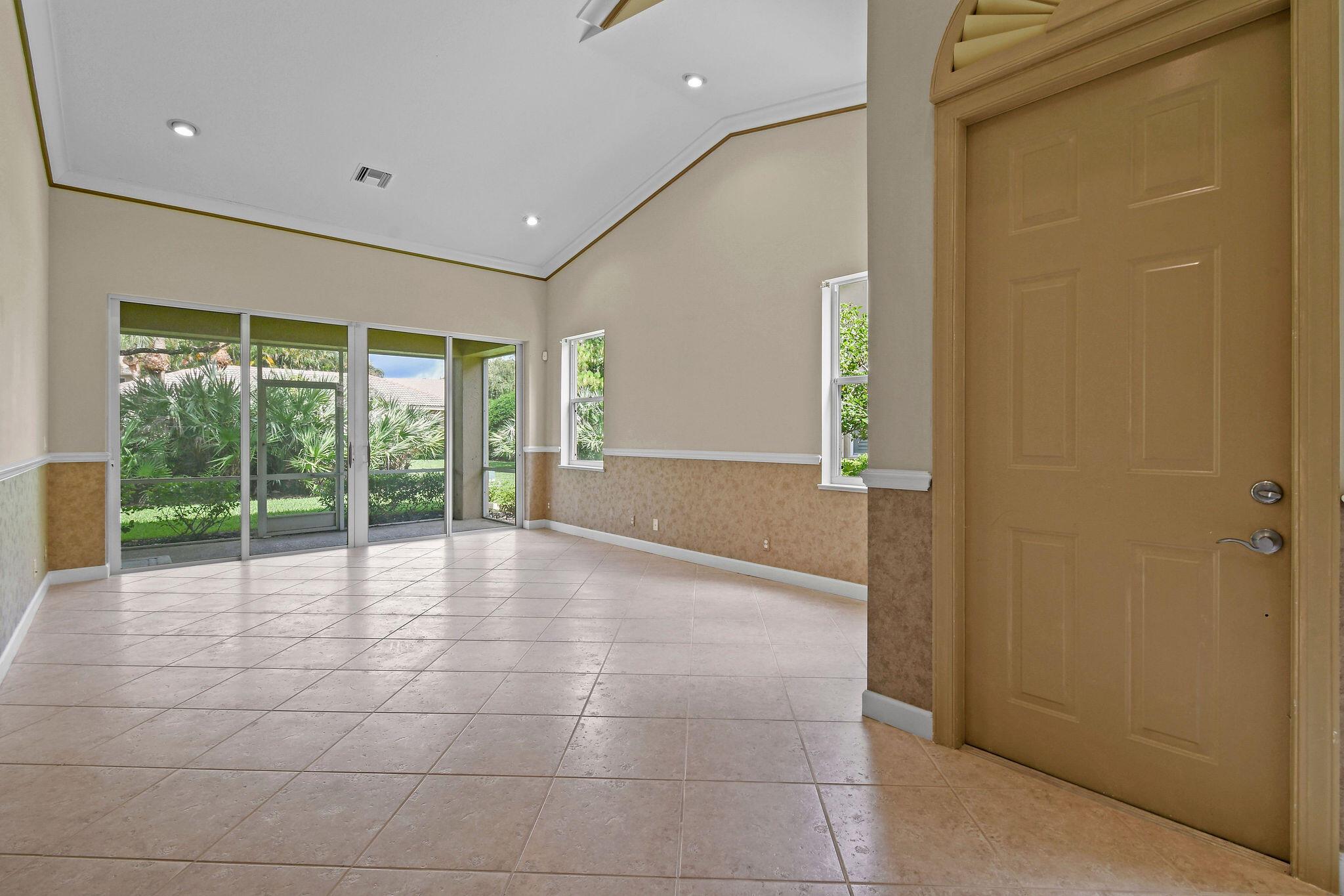 TORREY PINES - Residential