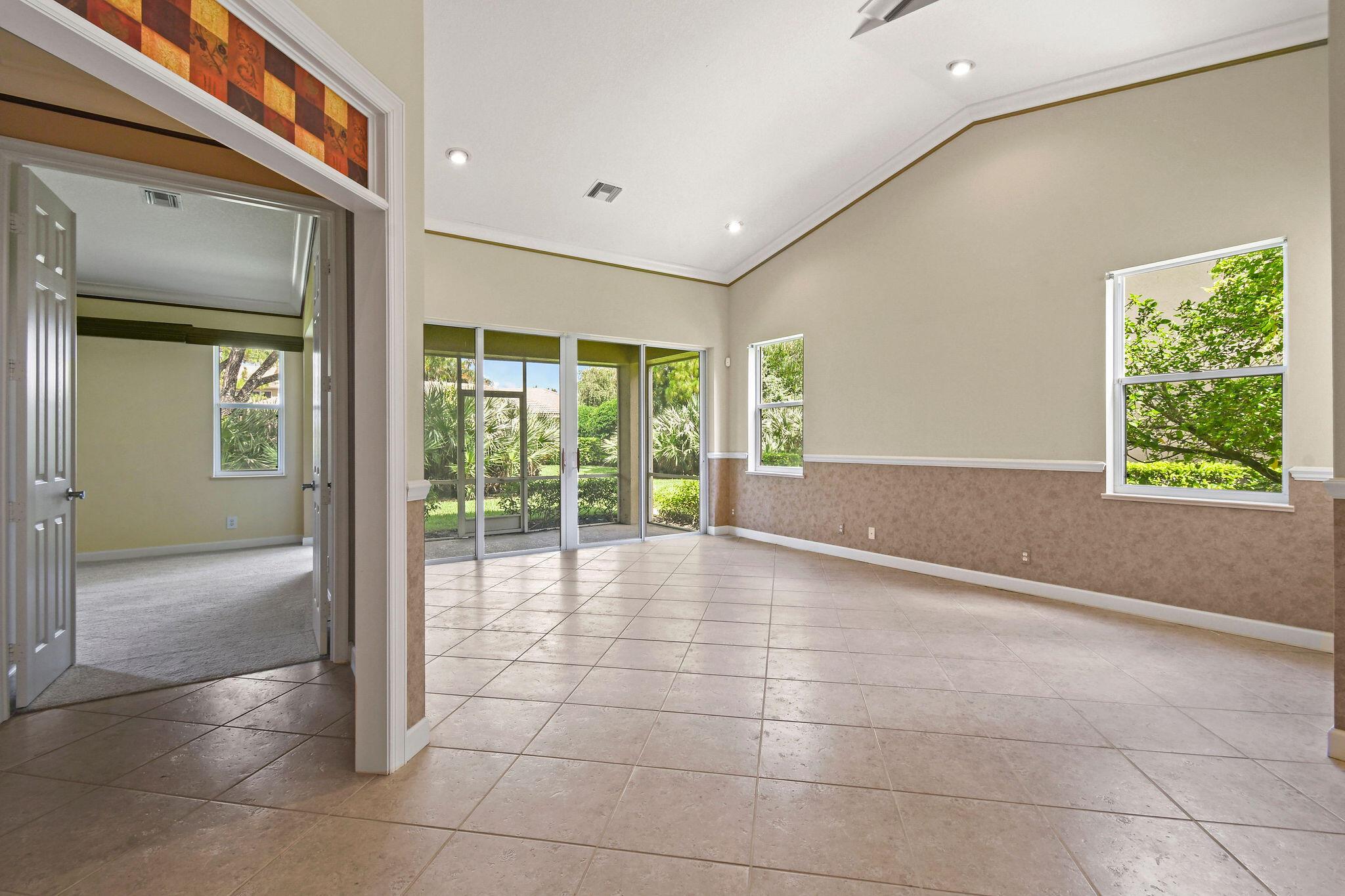 TORREY PINES - Residential