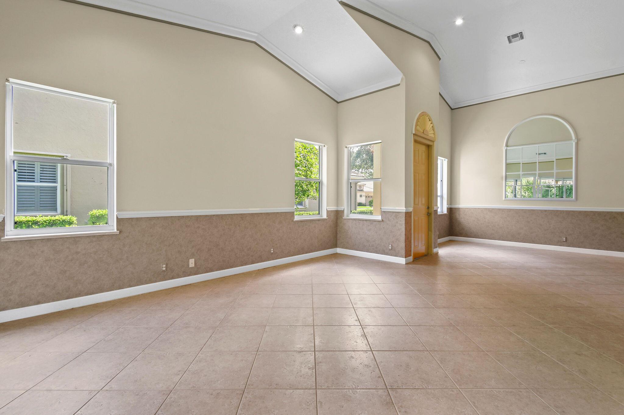 TORREY PINES - Residential