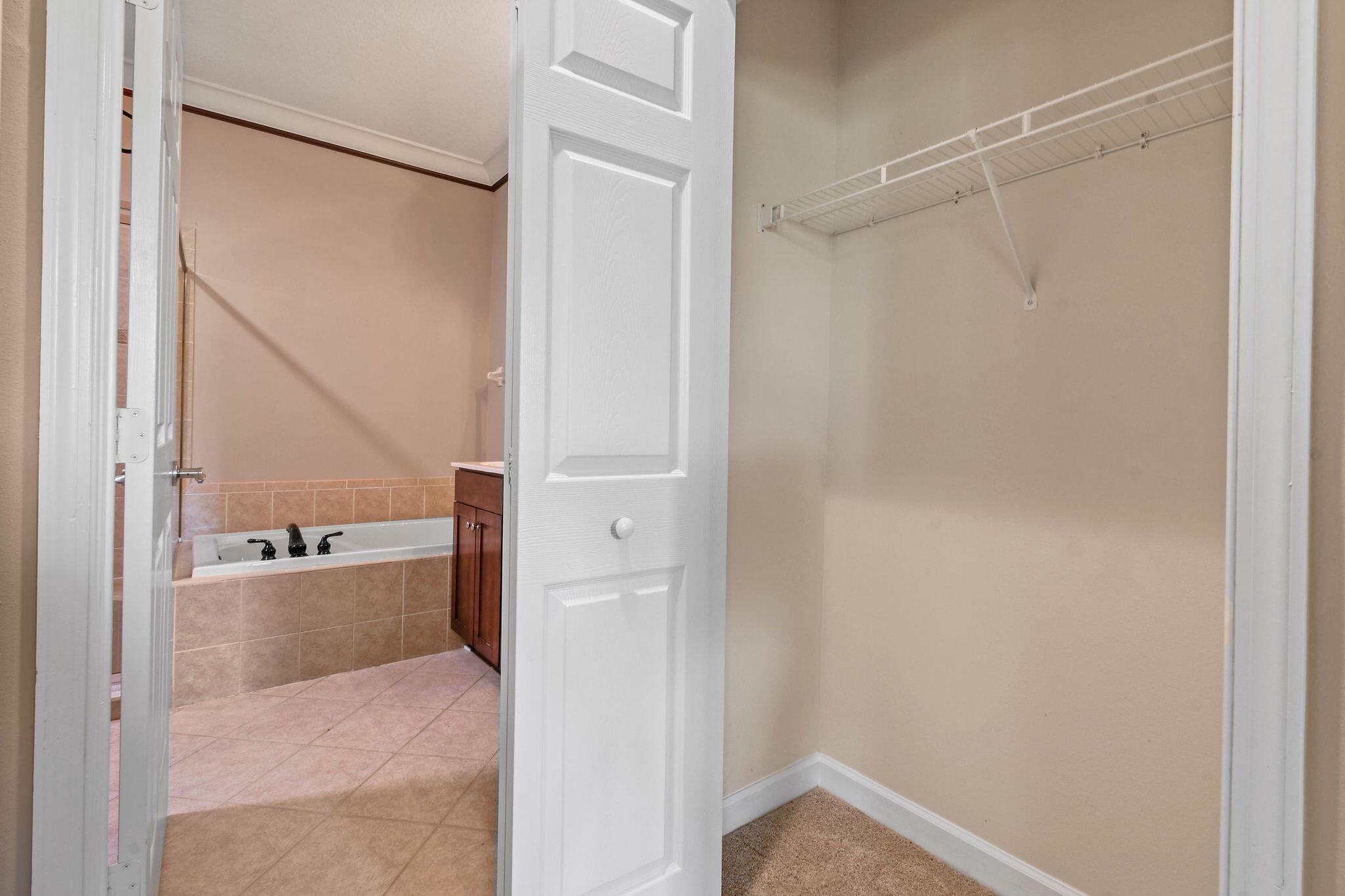 TORREY PINES - Residential