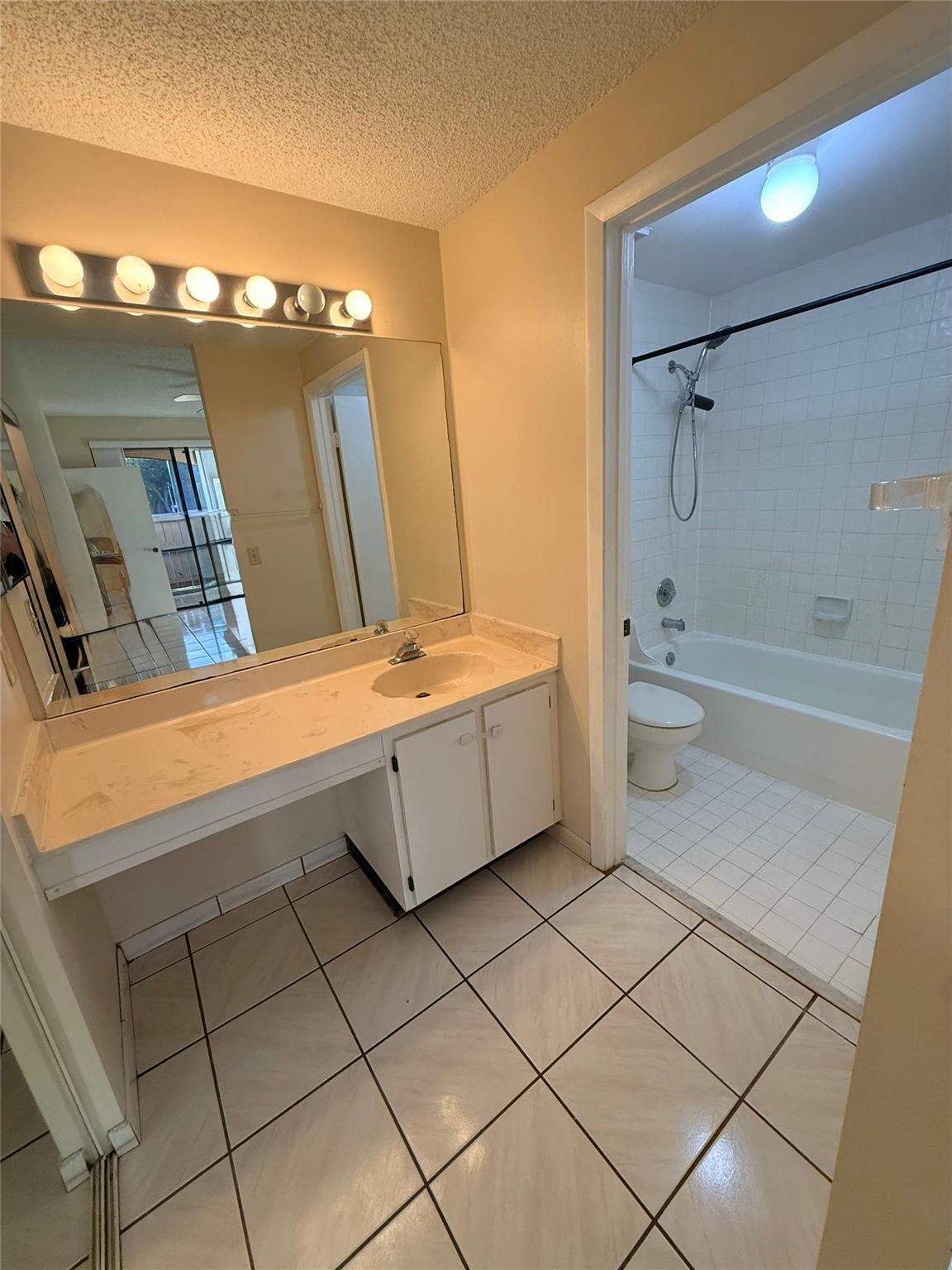 Pierpointe Five Condo II - Residential Lease