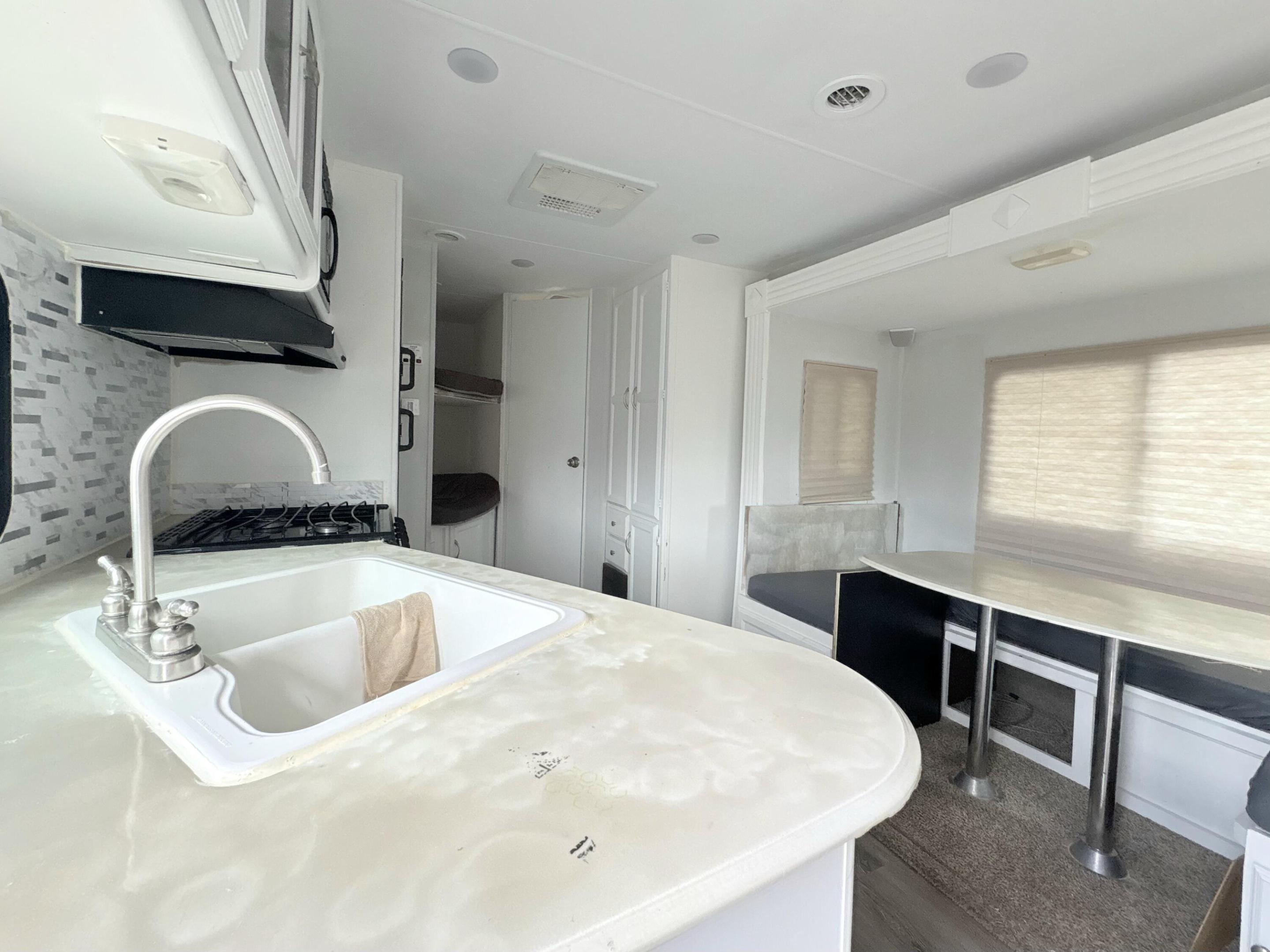 PINE AIR 3 - Residential