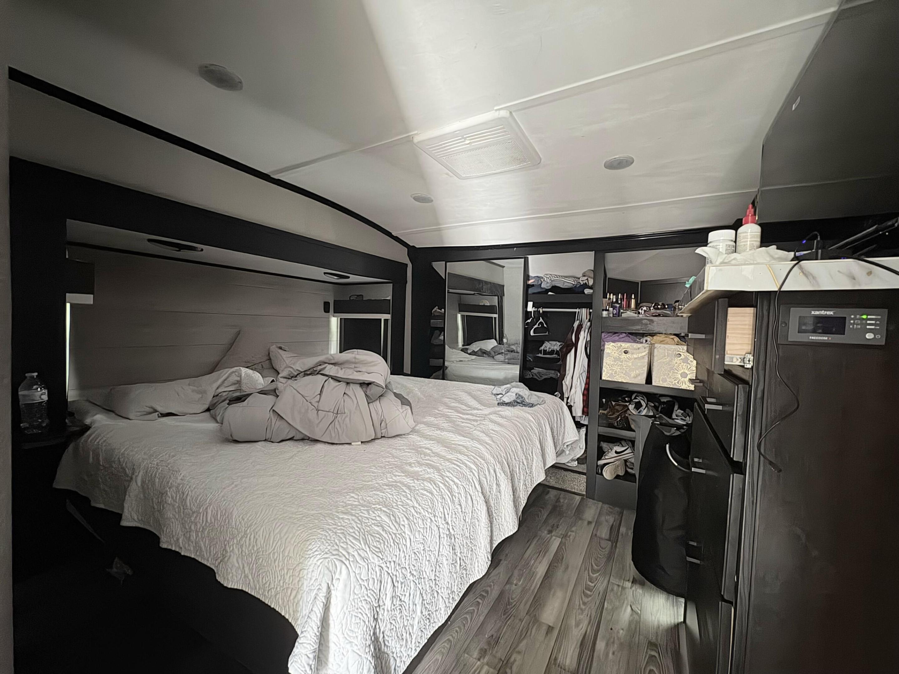 PINE AIR 3 - Residential