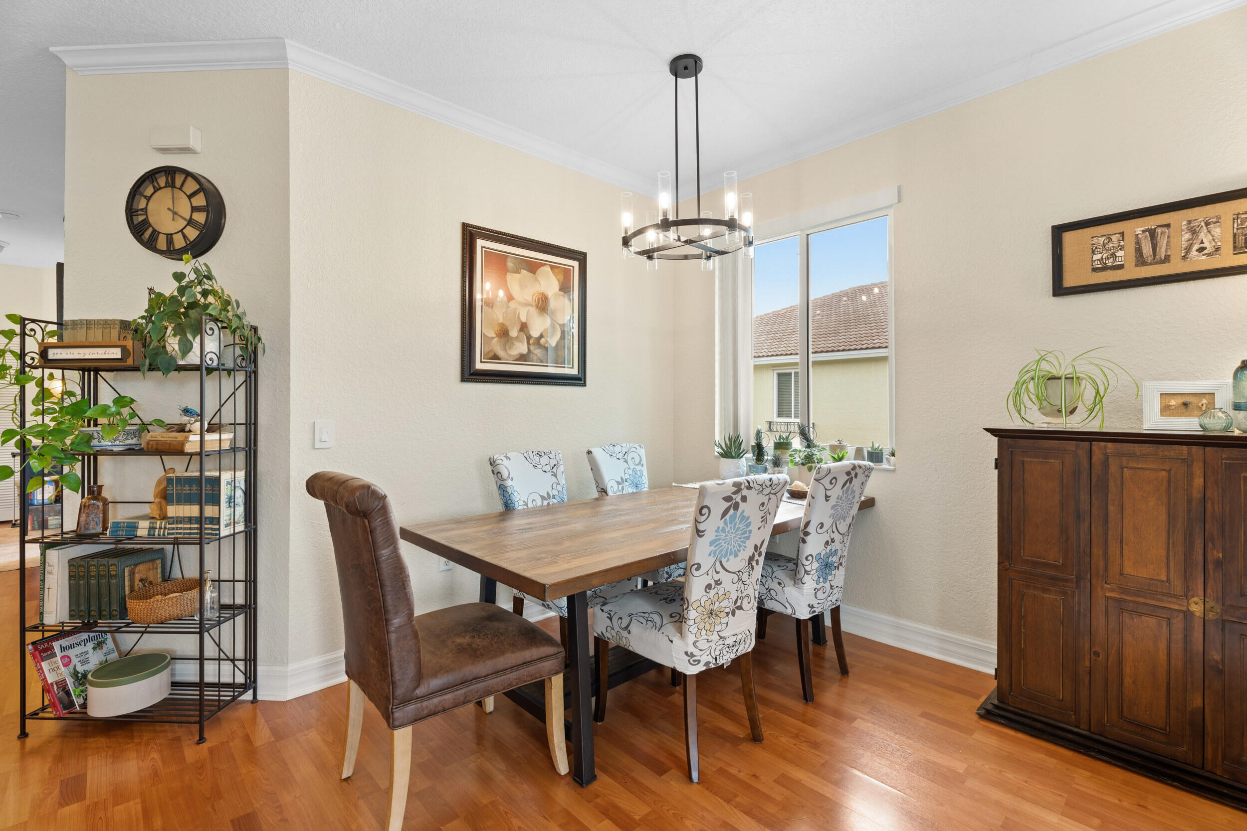 VILABELLA CENTRAL PARK CONDO - Residential