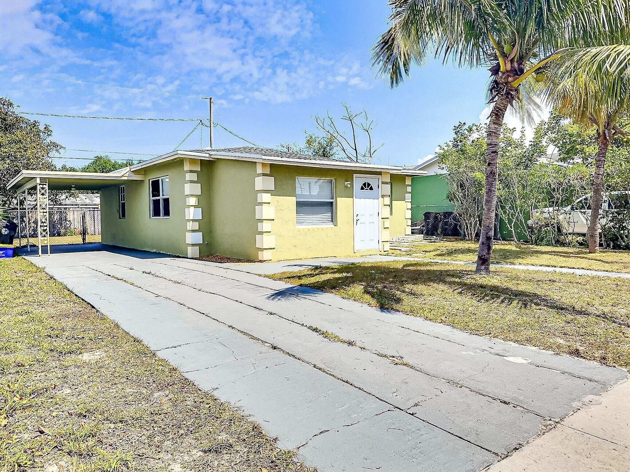 1206 Crestwood Boulevard