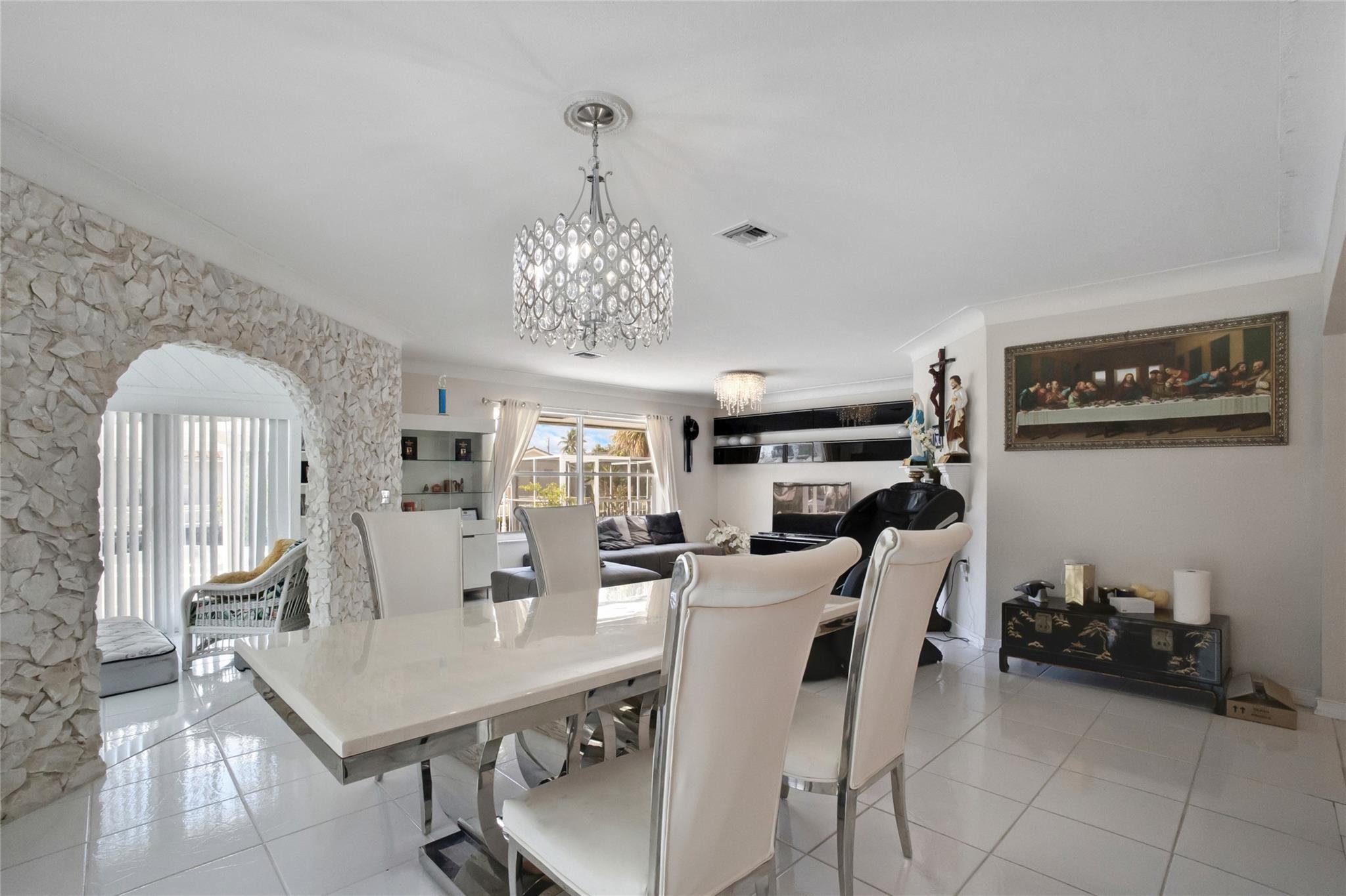 Country Club Isles 42-40 - Residential