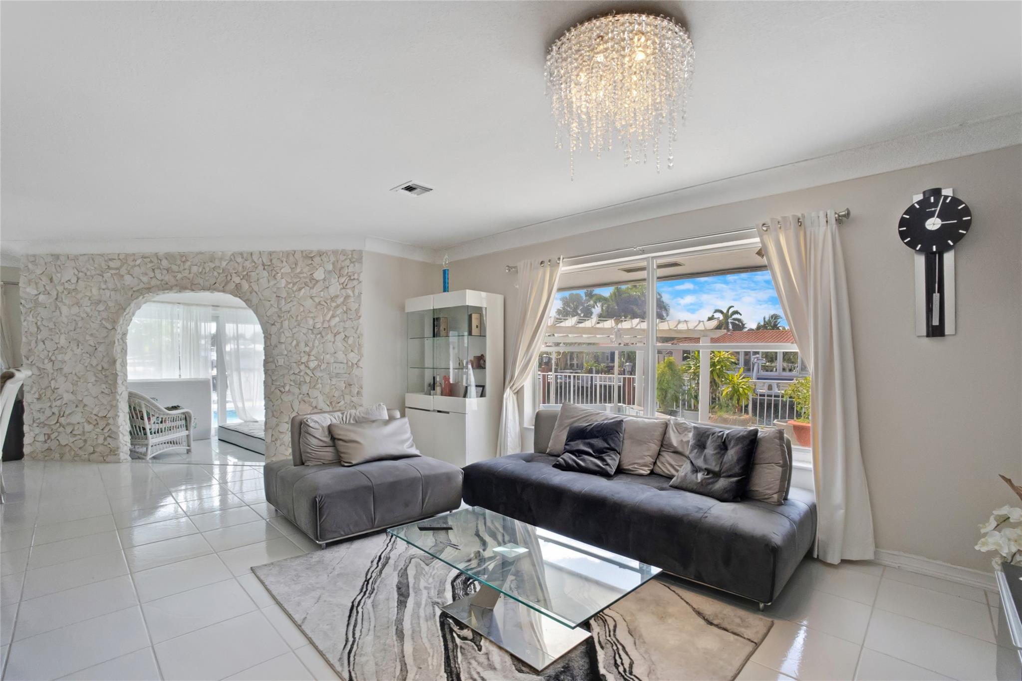 Country Club Isles 42-40 - Residential