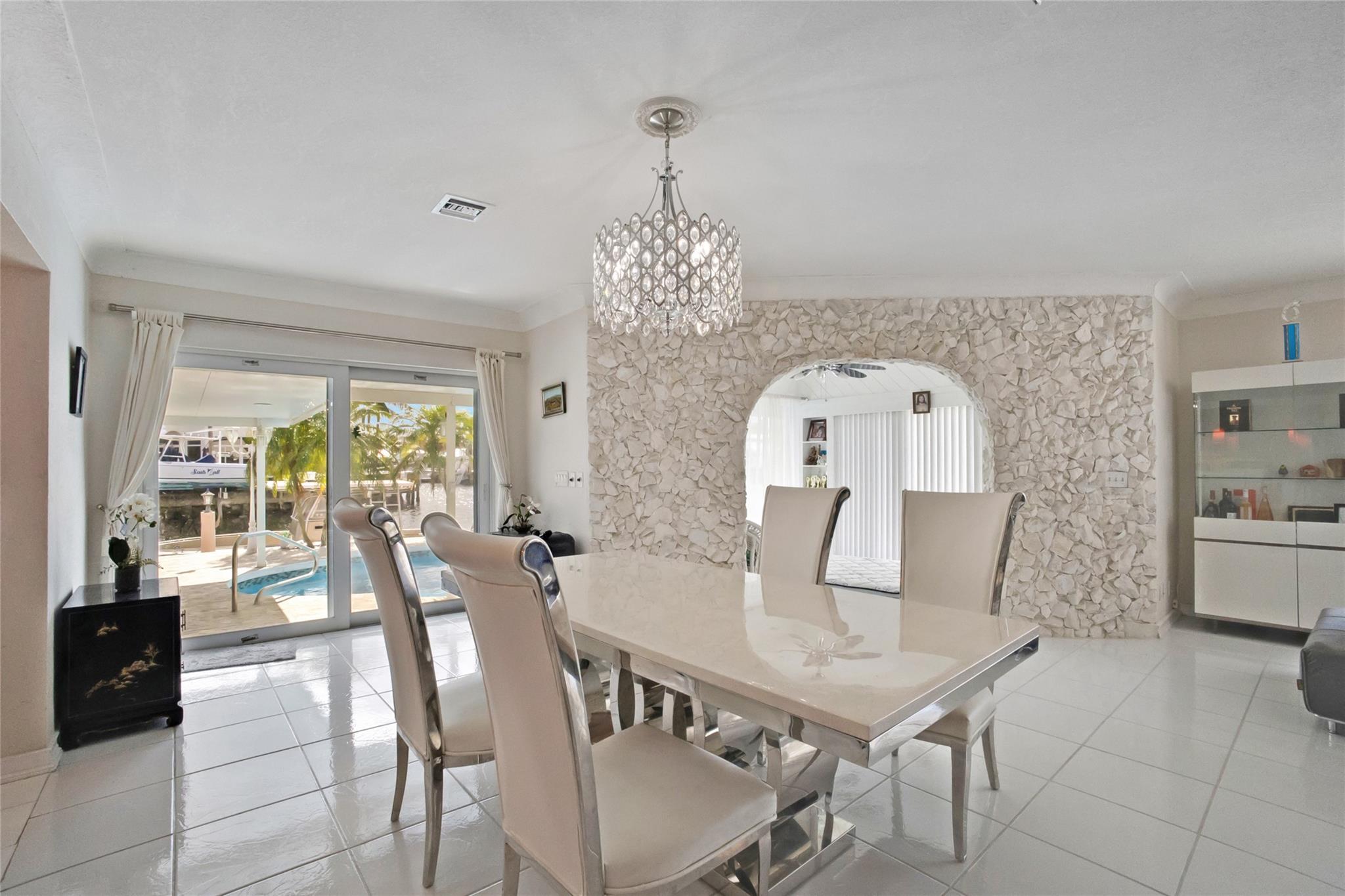 Country Club Isles 42-40 - Residential