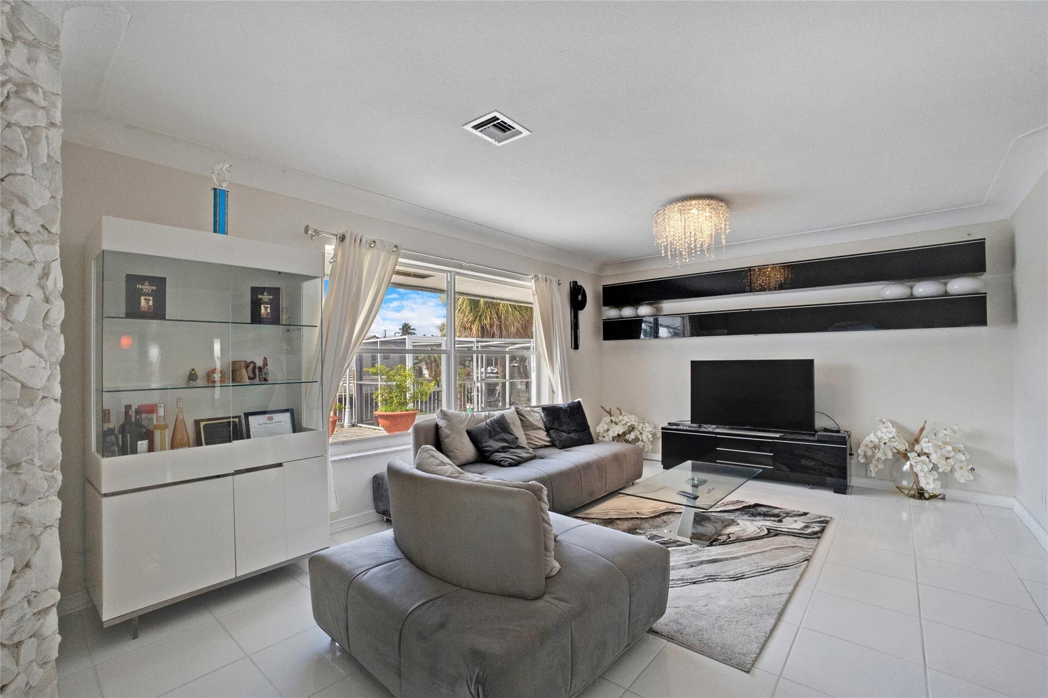 Country Club Isles 42-40 - Residential