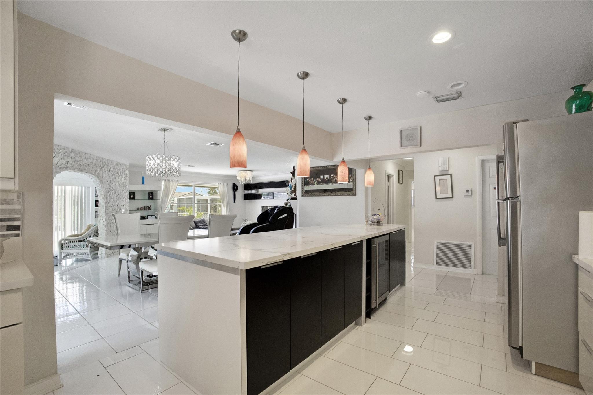 Country Club Isles 42-40 - Residential