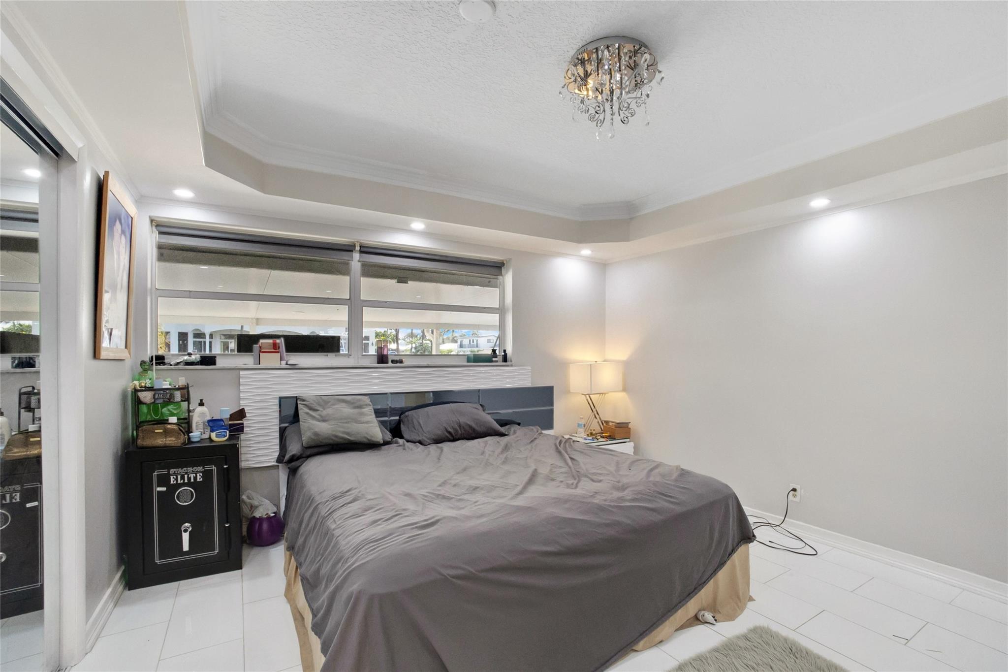 Country Club Isles 42-40 - Residential