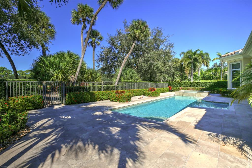 OLD PALM - Residential