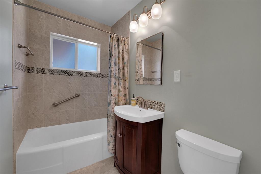 Cypress Point 28-16 B - Residential