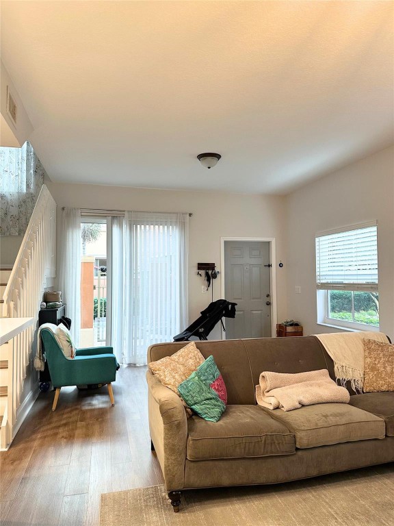 VILLAS AT HARBOR ISLES - Residential