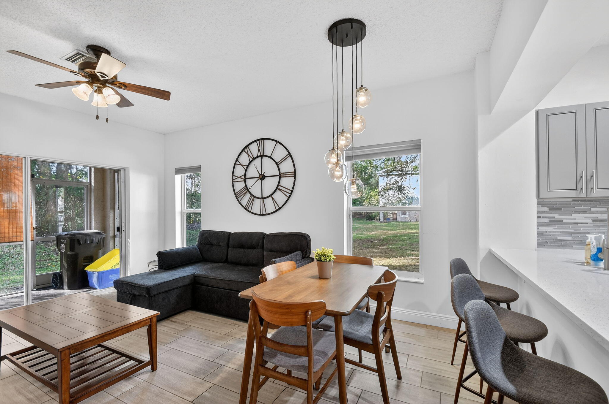 PALMBROOKE TOWNHOMES - Residential Lease