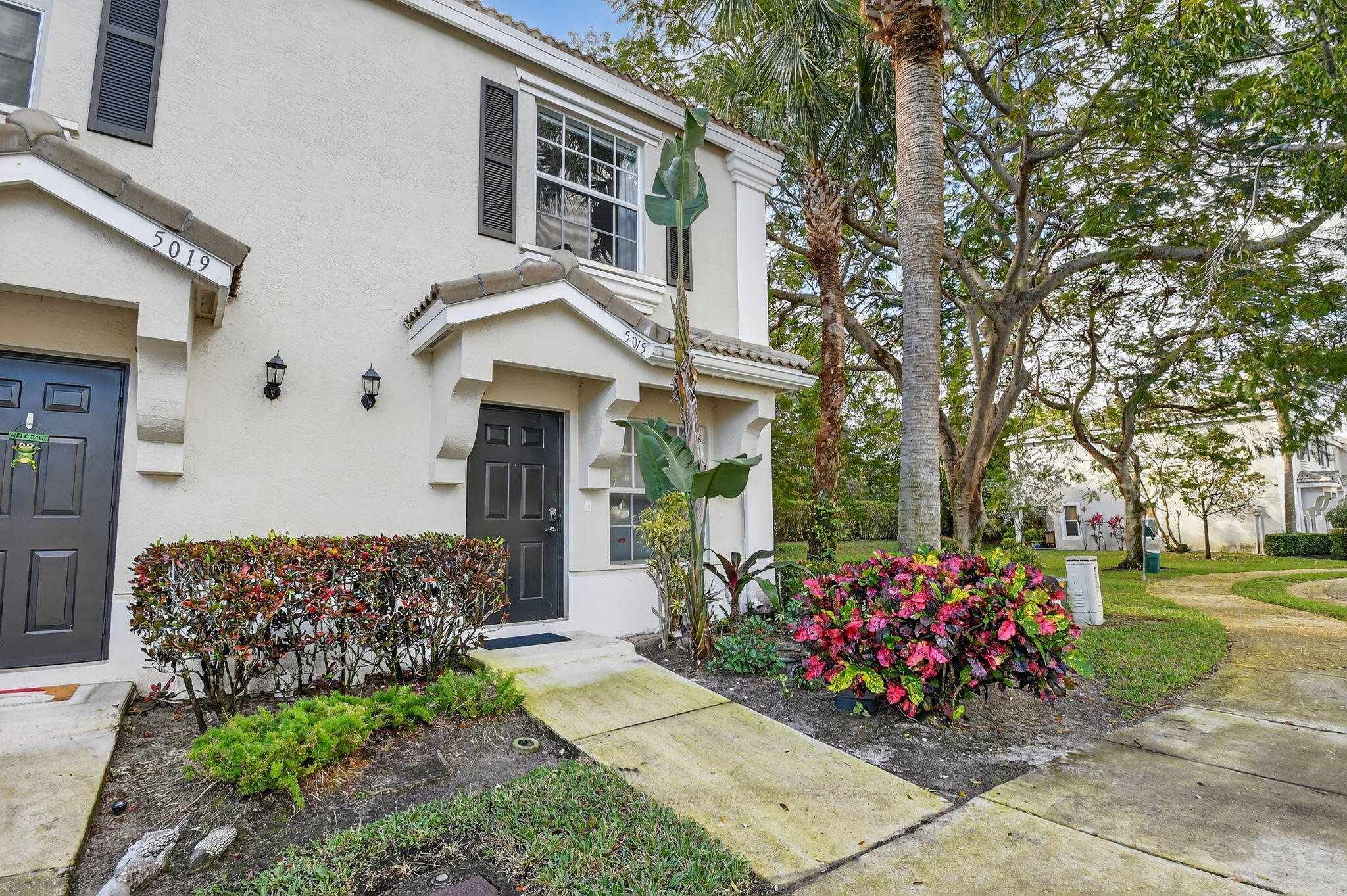 PALMBROOKE TOWNHOMES - Residential Lease