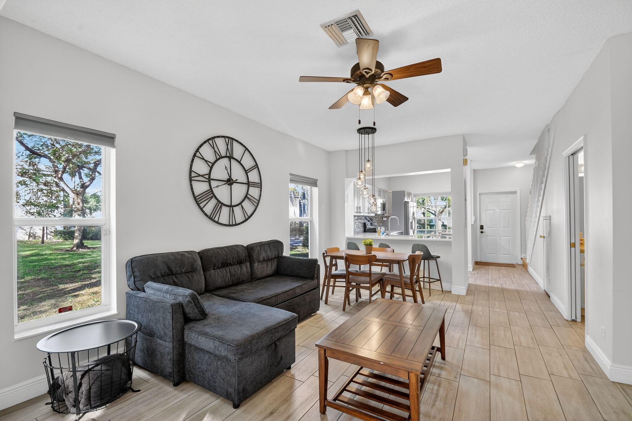 PALMBROOKE TOWNHOMES - Residential Lease