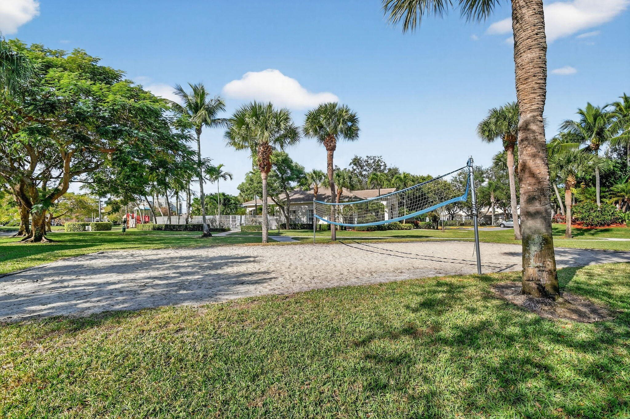 PALMBROOKE TOWNHOMES - Residential Lease