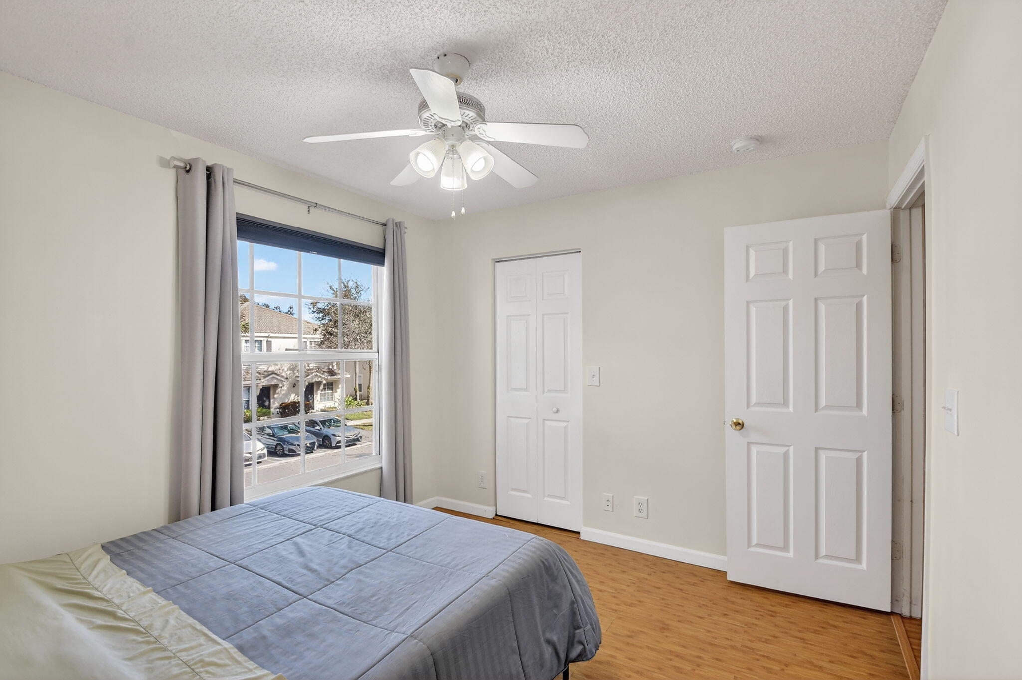 PALMBROOKE TOWNHOMES - Residential Lease