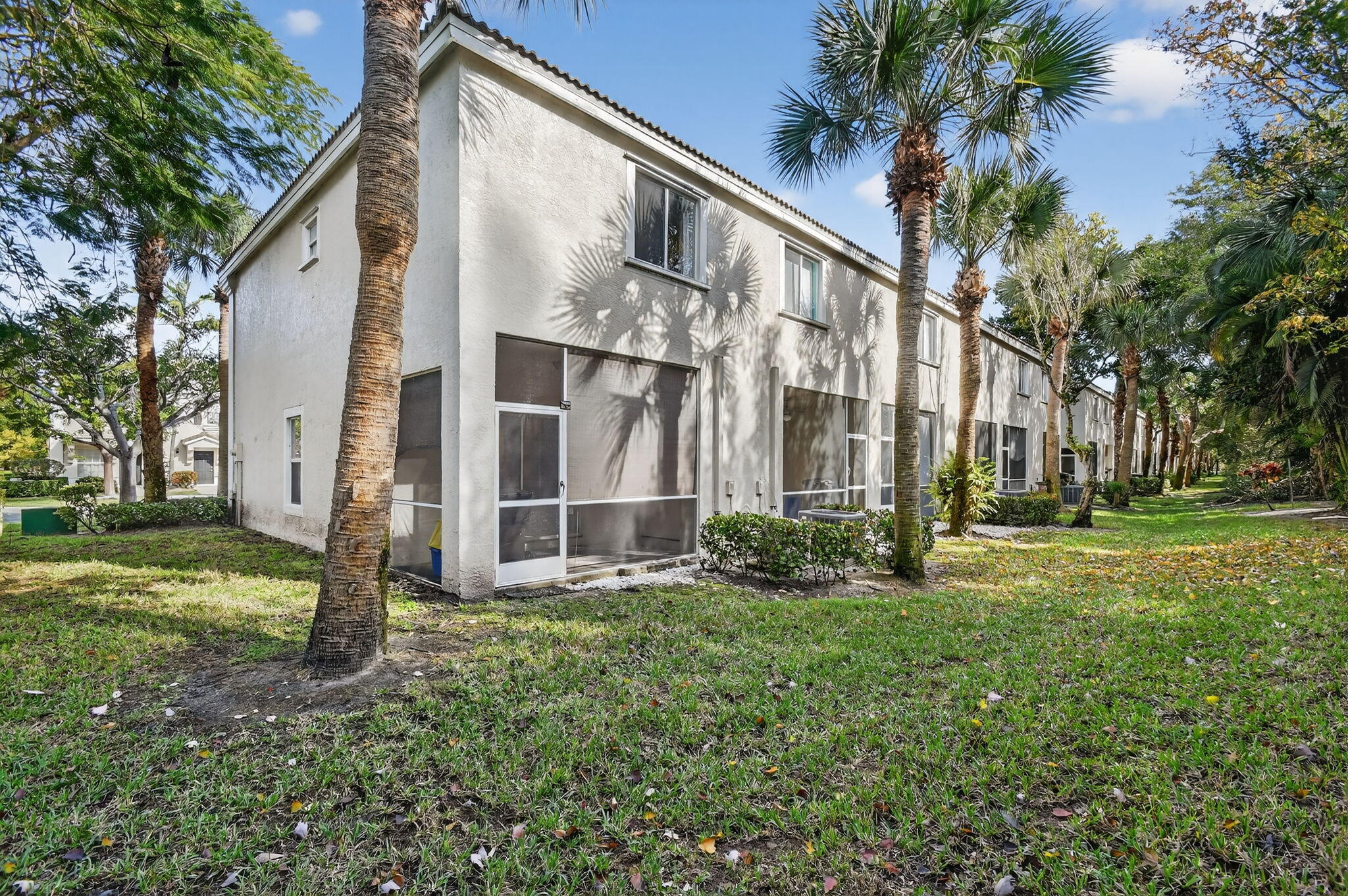 PALMBROOKE TOWNHOMES - Residential Lease