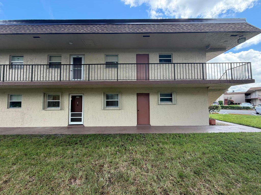 Photo of 702 Lori Drive #185, Palm Springs, FL 33461 (MLS # B26090577)
