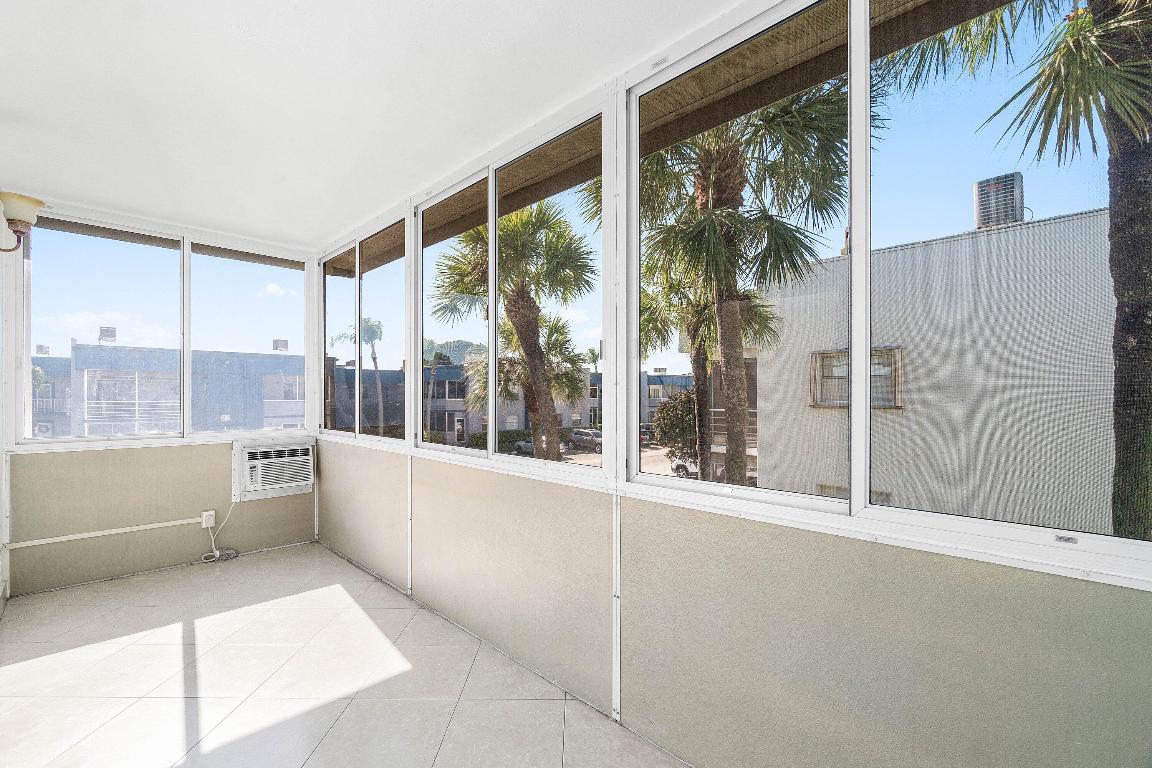 KINGS POINT FLANDERS A THRU T CONDOS - Residential