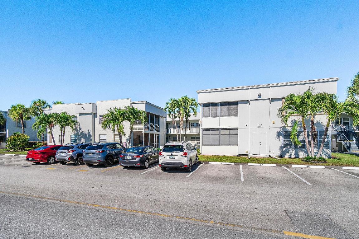 KINGS POINT FLANDERS A THRU T CONDOS - Residential