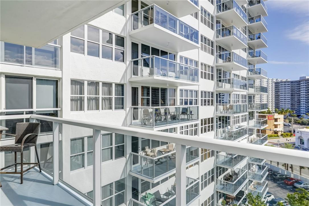 Coral Ridge Towers East - Residential