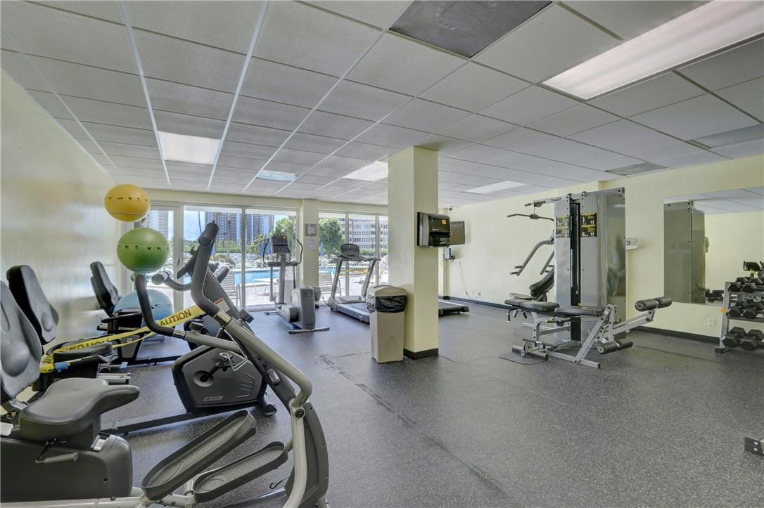 Coral Ridge Towers East - Residential