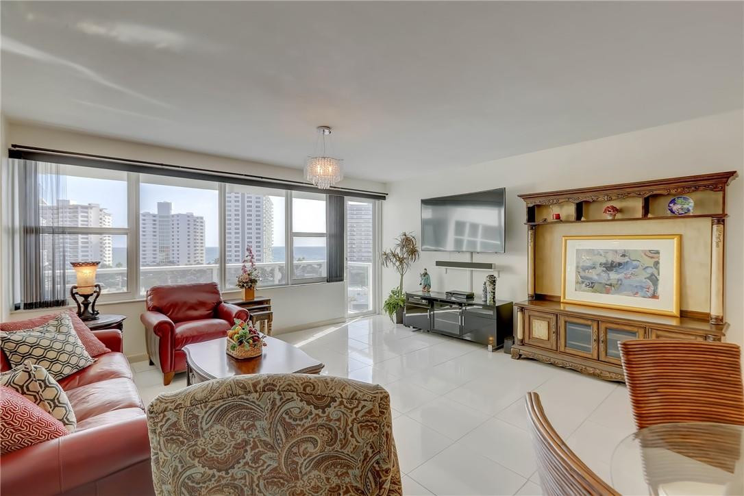 Coral Ridge Towers East - Residential
