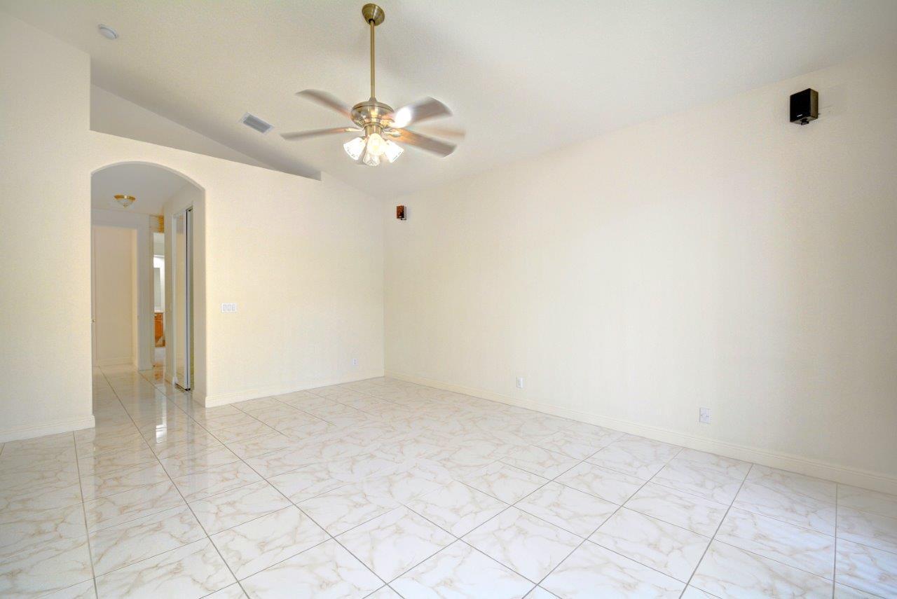 IRONHORSE - Residential Lease