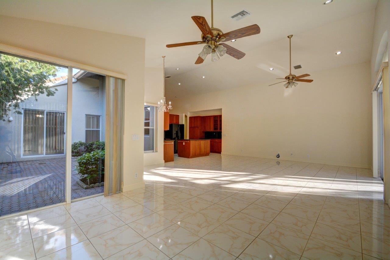 IRONHORSE - Residential Lease