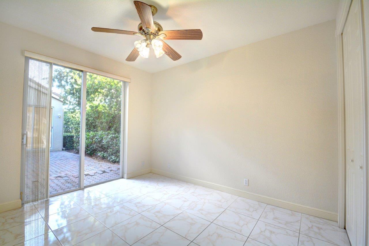 IRONHORSE - Residential Lease