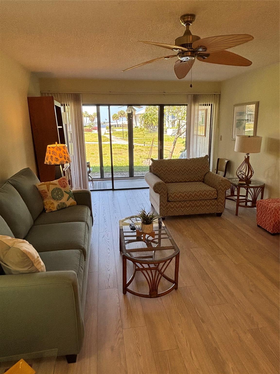 Pierpoint Yacht Club Cond - Residential Lease