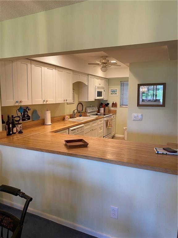 Pierpoint Yacht Club Cond - Residential Lease