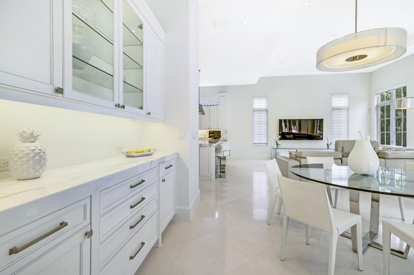 ROYAL PALM YACHT & COUNTRY CLUB - Residential