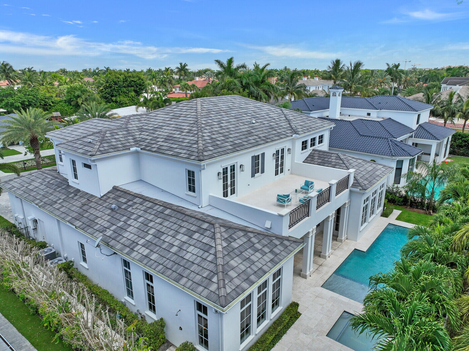 ROYAL PALM YACHT & COUNTRY CLUB - Residential