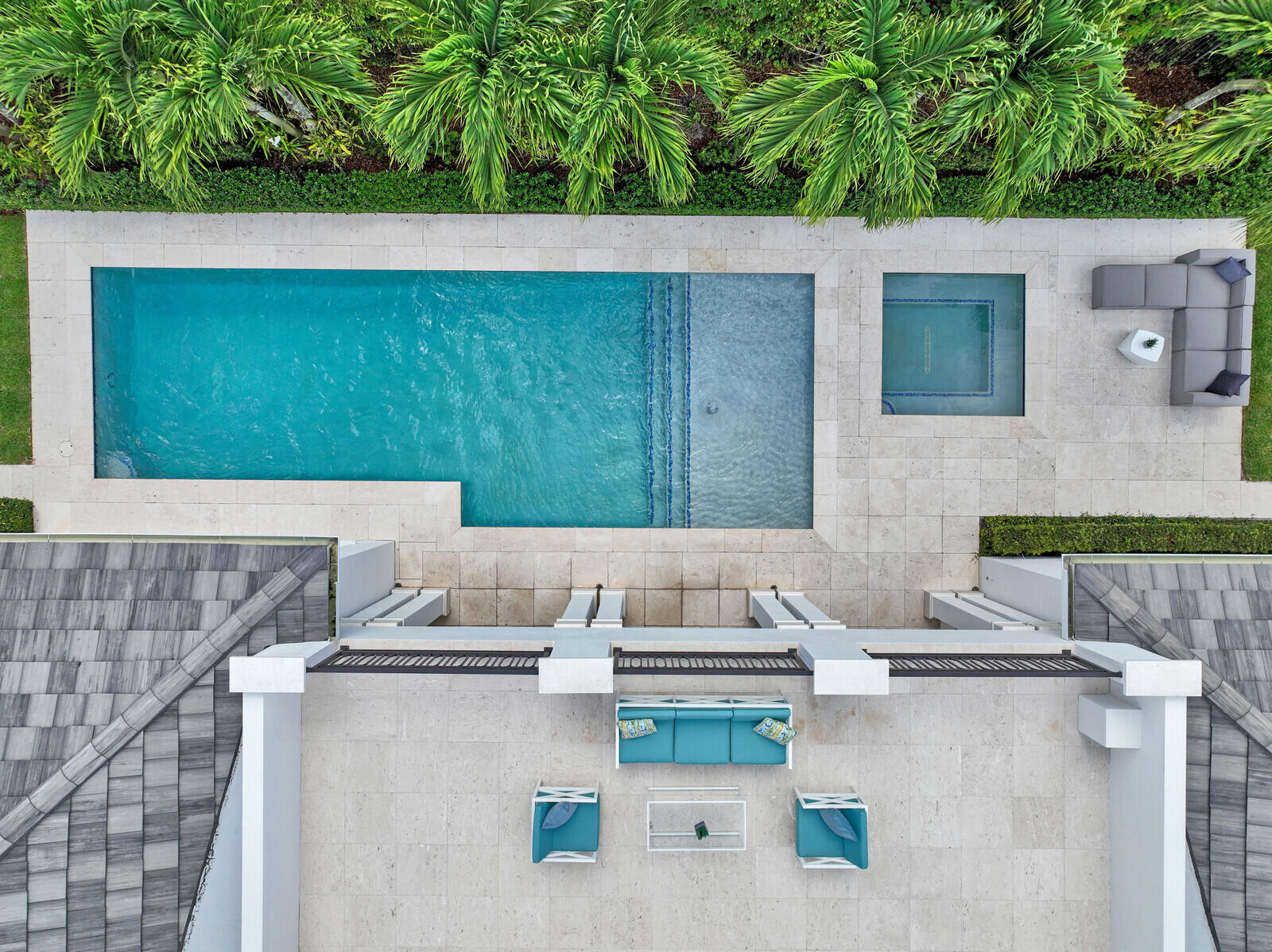 ROYAL PALM YACHT & COUNTRY CLUB - Residential