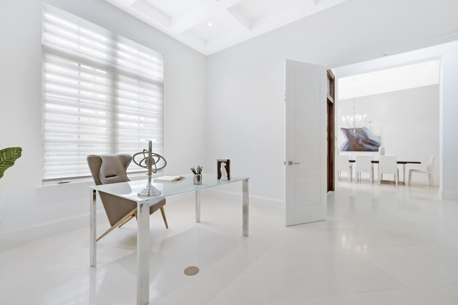 ROYAL PALM YACHT & COUNTRY CLUB - Residential