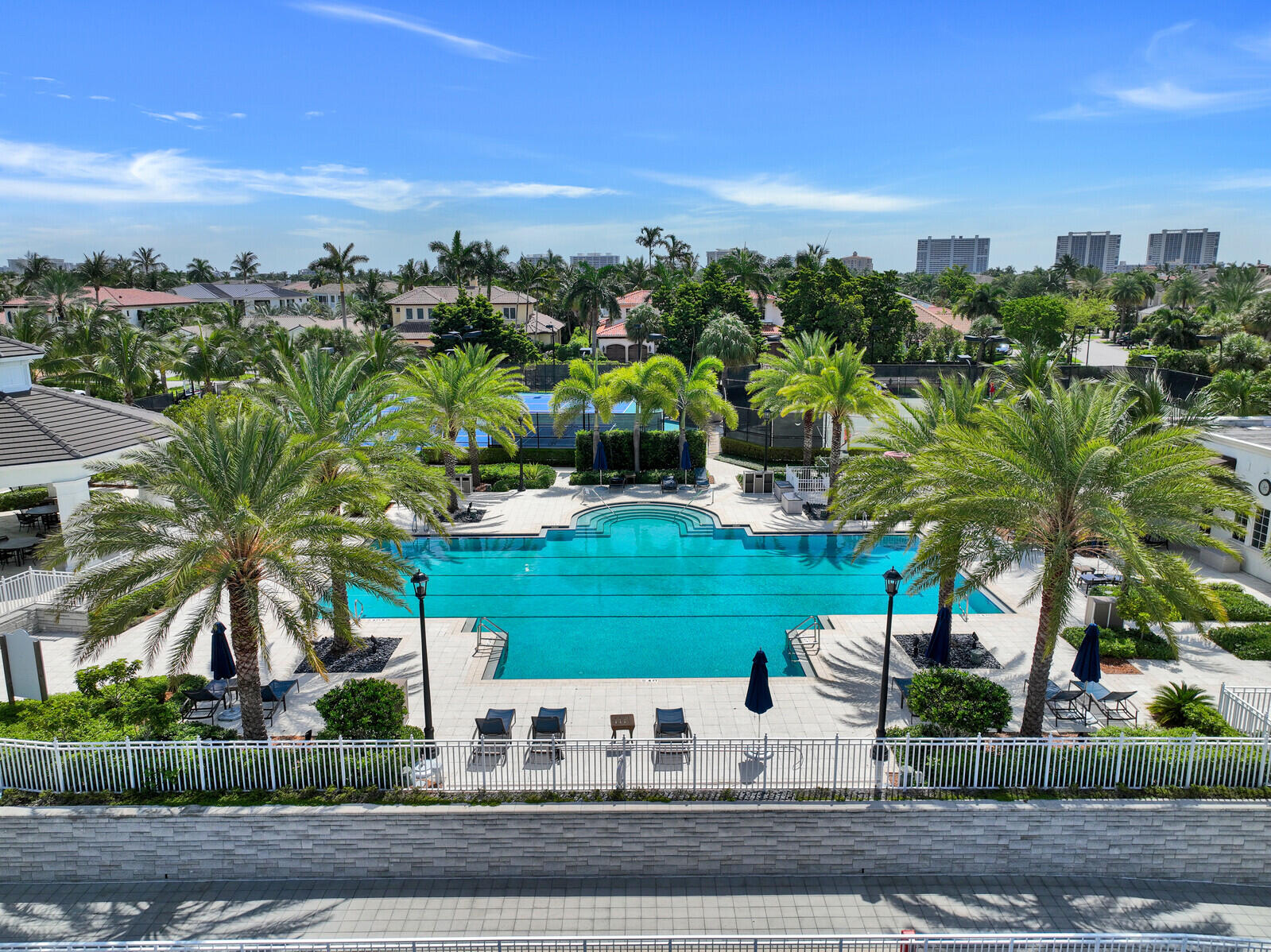 ROYAL PALM YACHT & COUNTRY CLUB - Residential