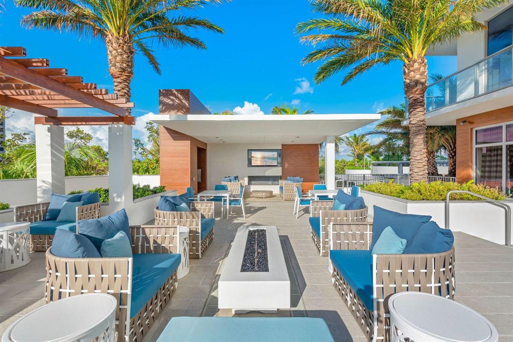 5000 NORTH OCEAN CONDO - Residential