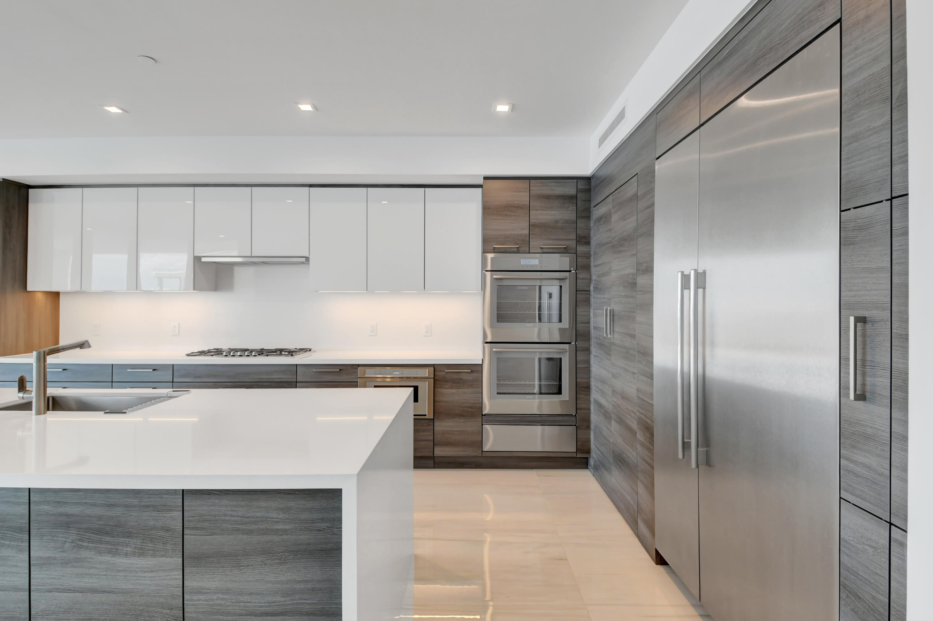 5000 NORTH OCEAN CONDO - Residential