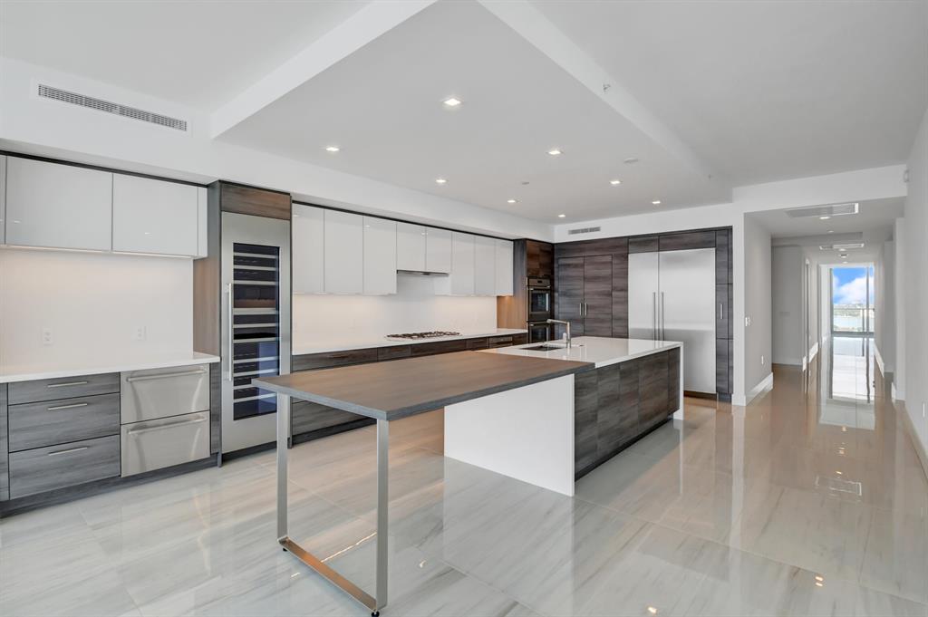 5000 NORTH OCEAN CONDO - Residential