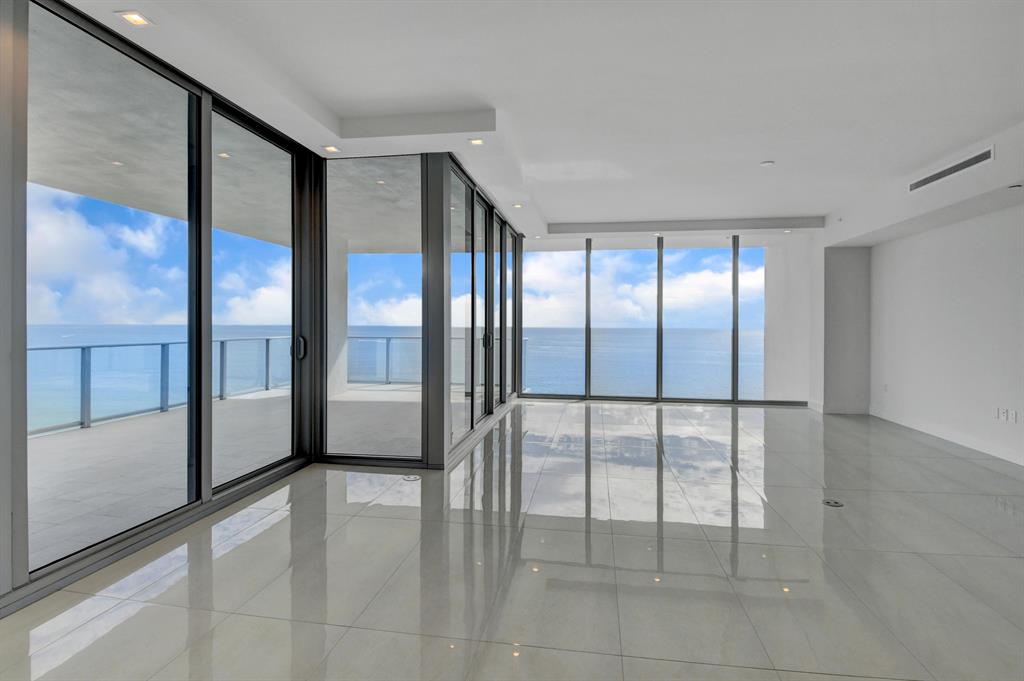5000 NORTH OCEAN CONDO - Residential
