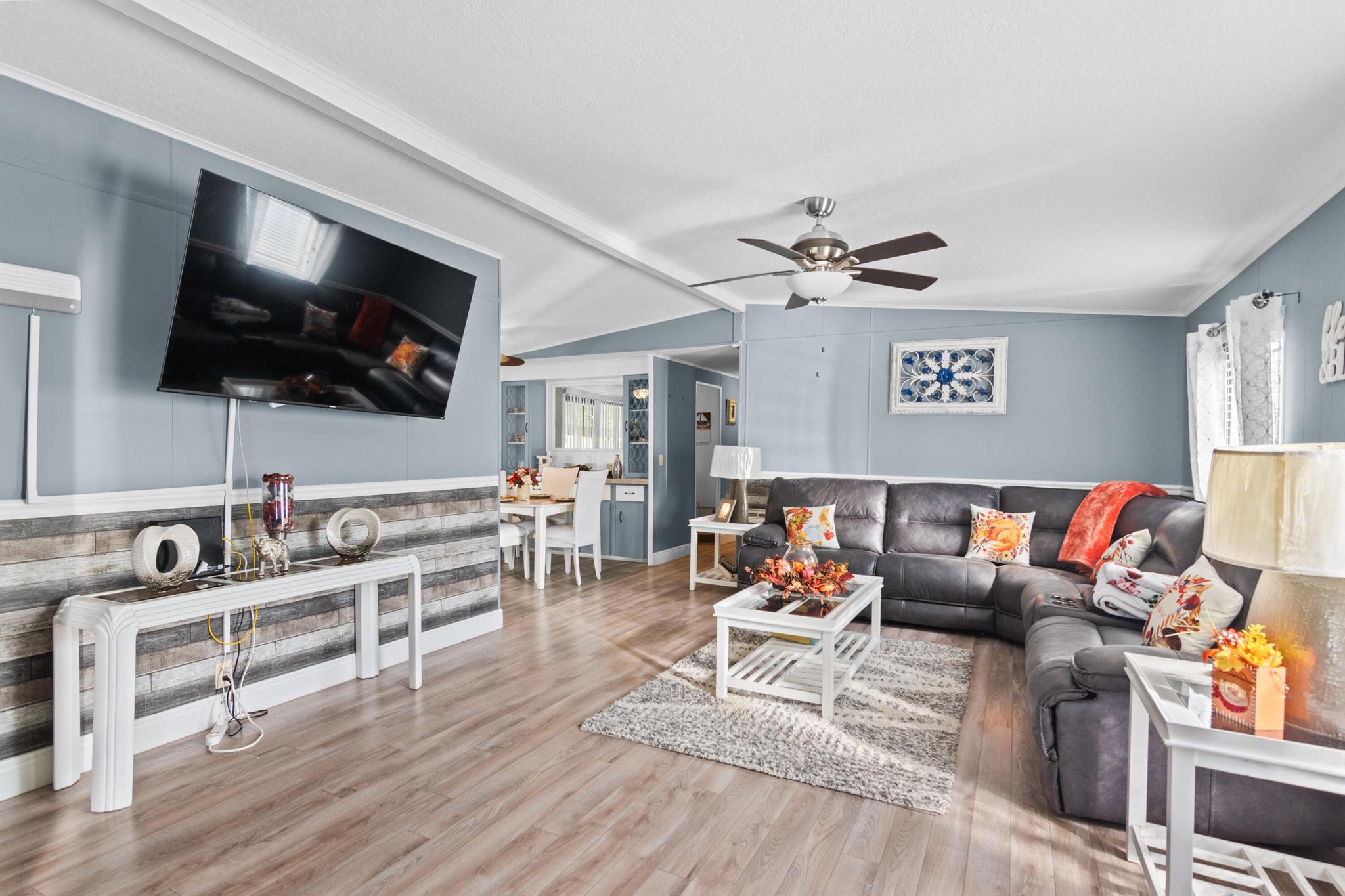 Spanish Lakes Golf Villag - Residential