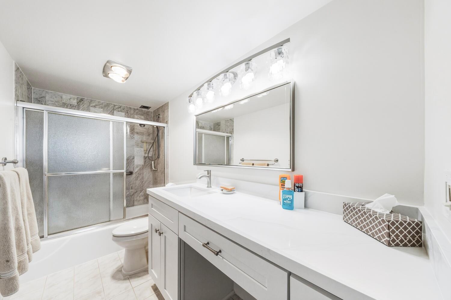 Essex Tower - Residential